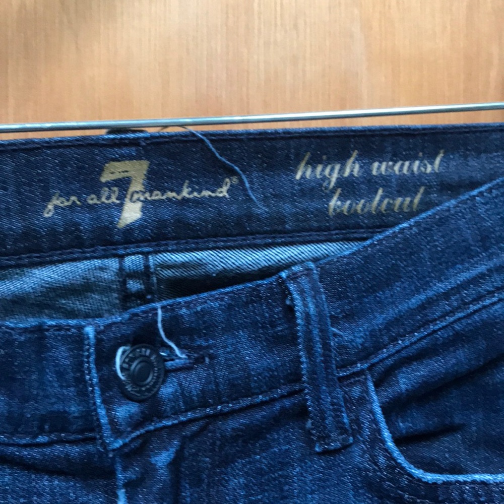 Jeans - Picture 2 of 3